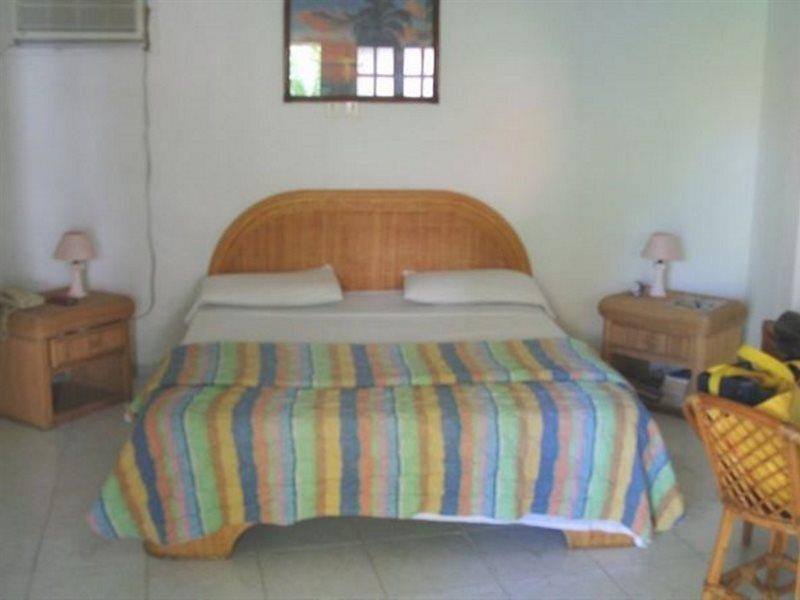Miramar Village Playa El Agua Buitenkant foto